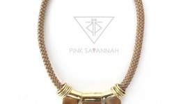 The Pink Savannah - Show off your neckline... 