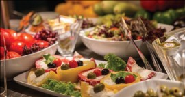 Olive Gardens Hotel - Local and international cuisine prepared by professional chefs