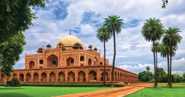 Tsavorite Tours Ltd - Golden Triangle Discovery Tour Package 
